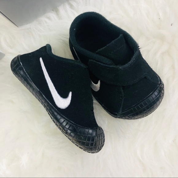 nike waffle shoes baby